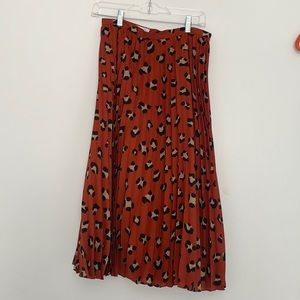 Midi Pleated Leopard Skirt